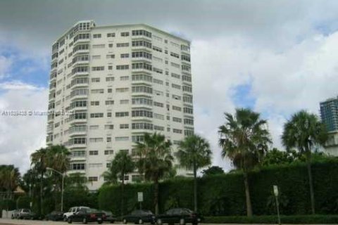 Condominio en venta en Miami Beach, Florida, 2 dormitorios, 87.33 m2 № 1315979 - foto 3