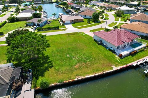 Terrain à vendre à Marco Island, Floride № 734240 - photo 4