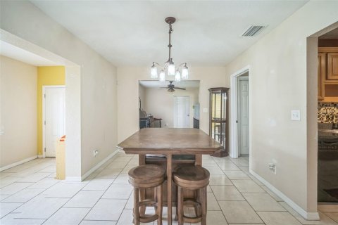 Casa en venta en Lakeland, Florida, 3 dormitorios, 172.71 m2 № 1355955 - foto 5