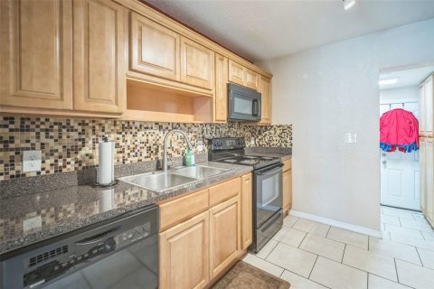 Casa en venta en Lakeland, Florida, 3 dormitorios, 172.71 m2 № 1355955 - foto 8