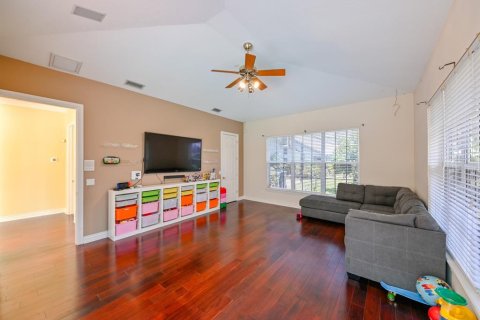 Casa en venta en Tampa, Florida, 6 dormitorios, 487.18 m2 № 1313017 - foto 25