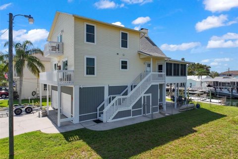 Villa ou maison à vendre à Hudson, Floride: 3 chambres, 163.88 m2 № 1260902 - photo 2