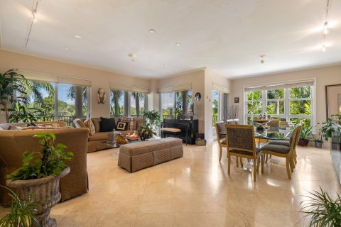 Copropriété à vendre à Coral Gables, Floride: 2 chambres, 243.4 m2 № 911655 - photo 6