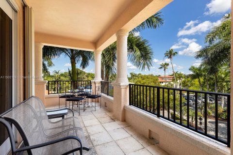 Copropriété à vendre à Coral Gables, Floride: 2 chambres, 243.4 m2 № 911655 - photo 22