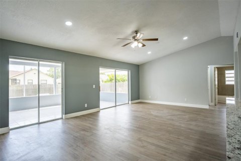 Casa en venta en Palm Bay, Florida, 3 dormitorios, 124.86 m2 № 1353064 - foto 7