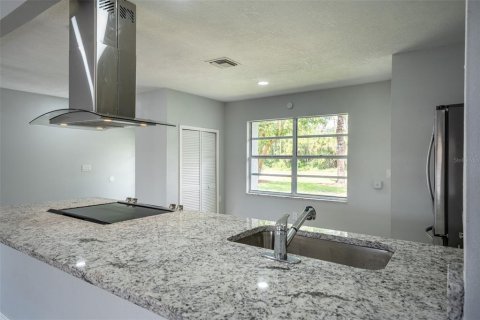 Casa en venta en Palm Bay, Florida, 3 dormitorios, 124.86 m2 № 1353064 - foto 12