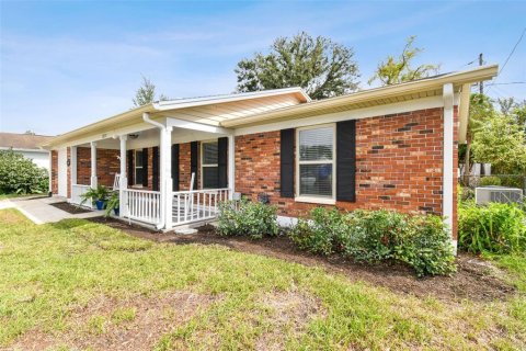 Villa ou maison à vendre à Lakeland, Floride: 3 chambres, 133.5 m2 № 1353102 - photo 2