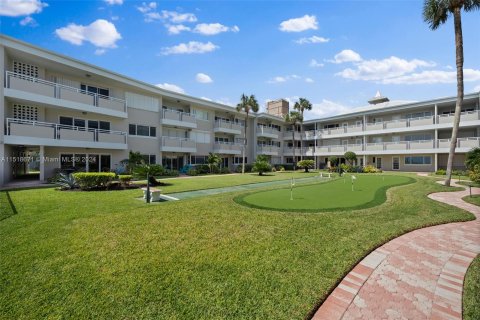 Condominio en venta en Hillsboro Beach, Florida, 2 dormitorios, 83.61 m2 № 967549 - foto 11