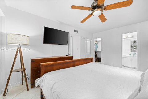 Condominio en venta en Hillsboro Beach, Florida, 2 dormitorios, 83.61 m2 № 967549 - foto 28