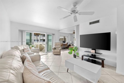 Copropriété à vendre à Hillsboro Beach, Floride: 2 chambres, 83.61 m2 № 967549 - photo 26