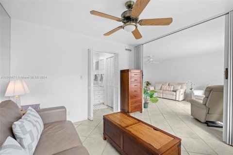 Condominio en venta en Hillsboro Beach, Florida, 2 dormitorios, 83.61 m2 № 967549 - foto 29