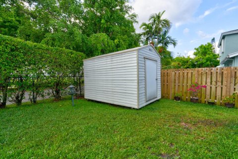 Villa ou maison à vendre à Sunrise, Floride: 4 chambres, 208.57 m2 № 1224549 - photo 9