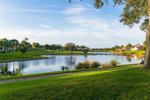 Touwnhouse à vendre à Vero Beach, Floride: 2 chambres, 146.88 m2 № 1161698 - photo 10