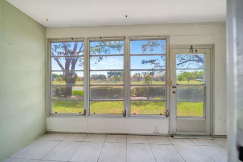 Copropriété à vendre à Pembroke Pines, Floride: 2 chambres, 110.74 m2 № 1161700 - photo 6