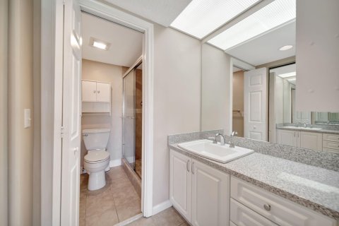 Copropriété à vendre à Pembroke Pines, Floride: 2 chambres, 110.74 m2 № 1161700 - photo 9