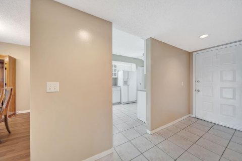 Copropriété à vendre à Pembroke Pines, Floride: 2 chambres, 110.74 m2 № 1161700 - photo 30