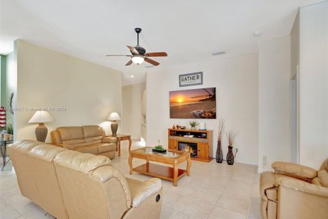 House in Jupiter, Florida 3 bedrooms, 183.48 sq.m. № 1389718 - photo 7