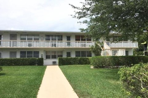 Condo in West Palm Beach, Florida, 1 bedroom  № 913405 - photo 6