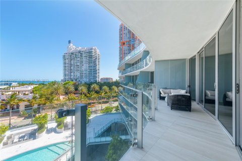 Condominio en venta en Miami Beach, Florida, 3 dormitorios, 265.7 m2 № 1394872 - foto 19