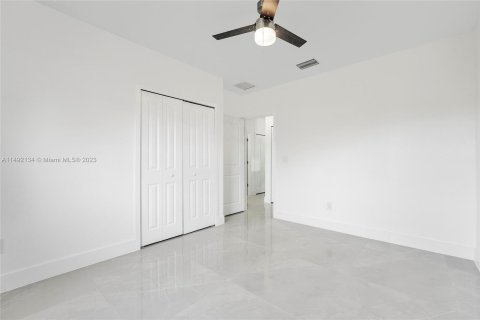 Casa en venta en Lehigh Acres, Florida, 3 dormitorios, 150.5 m2 № 860050 - foto 26