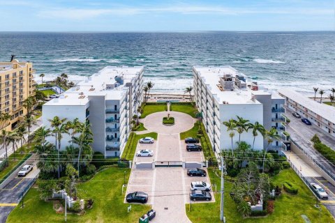 Condominio en venta en Hillsboro Beach, Florida, 2 dormitorios, 106.84 m2 № 1116803 - foto 2
