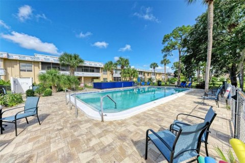 Condominio en venta en Port Charlotte, Florida, 2 dormitorios, 94.48 m2 № 1355973 - foto 25