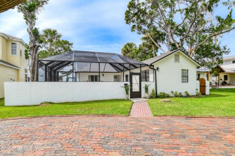 Villa ou maison à vendre à Saint Augustine, Floride: 2 chambres, 177.26 m2 № 802217 - photo 2