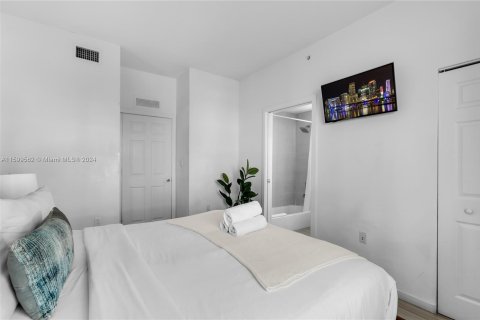 Condominio en venta en Miami, Florida, 2 dormitorios, 72.19 m2 № 1209478 - foto 15