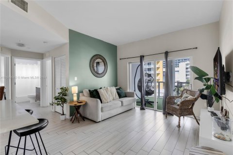 Copropriété à vendre à Miami, Floride: 2 chambres, 72.19 m2 № 1209478 - photo 5