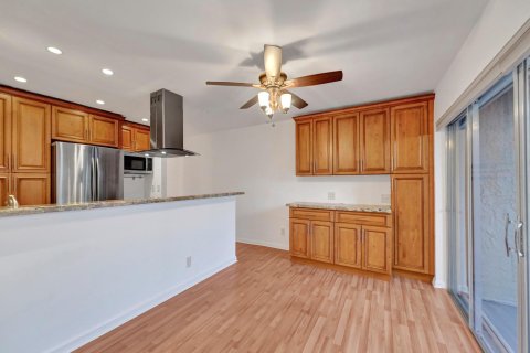 Condo in Oakland Park, Florida, 2 bedrooms  № 954566 - photo 30