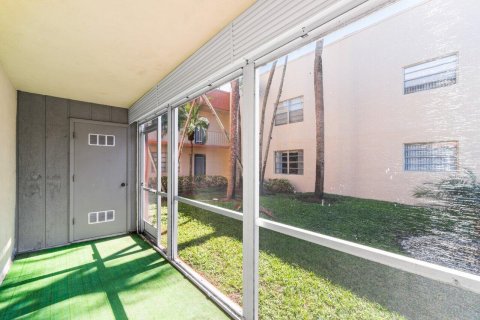 Copropriété à vendre à Delray Beach, Floride: 2 chambres, 84.54 m2 № 984440 - photo 11