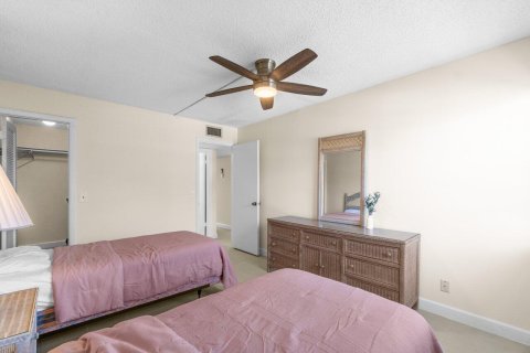 Condo in Delray Beach, Florida, 2 bedrooms  № 984440 - photo 15