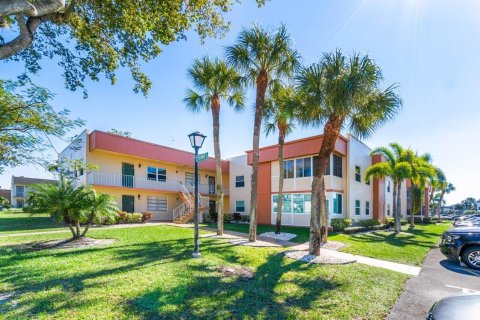 Copropriété à vendre à Delray Beach, Floride: 2 chambres, 84.54 m2 № 984440 - photo 8