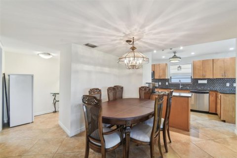 Condominio en venta en Marco Island, Florida, 2 dormitorios, 151.43 m2 № 1164228 - foto 17