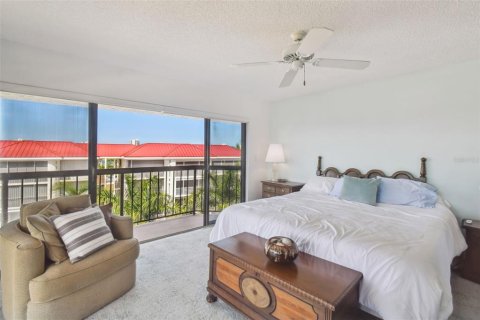 Condominio en venta en Marco Island, Florida, 2 dormitorios, 151.43 m2 № 1164228 - foto 29
