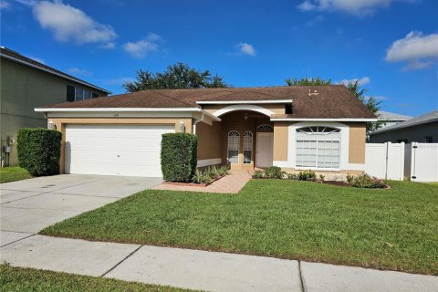 House in Brandon, Florida 4 bedrooms, 151.99 sq.m. № 1164226 - photo 1