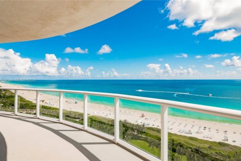 Condominio en venta en Miami Beach, Florida, 5 dormitorios, 406.73 m2 № 1270590 - foto 16