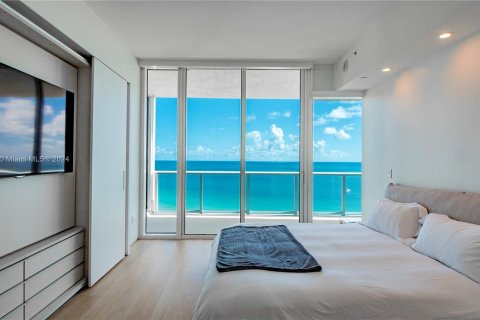 Condo in Miami Beach, Florida, 5 bedrooms  № 1270590 - photo 17