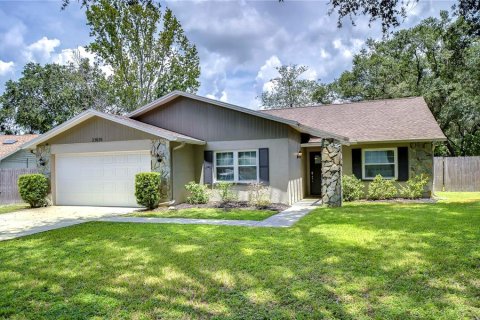 Casa en venta en Land O' Lakes, Florida, 3 dormitorios, 136.01 m2 № 1317782 - foto 1