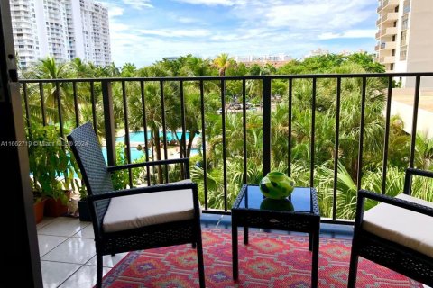 Copropriété à vendre à Aventura, Floride: 1 chambre, 85.28 m2 № 1370904 - photo 5