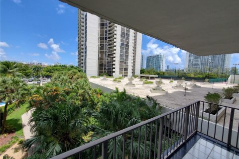 Copropriété à vendre à Aventura, Floride: 1 chambre, 85.28 m2 № 1370904 - photo 21