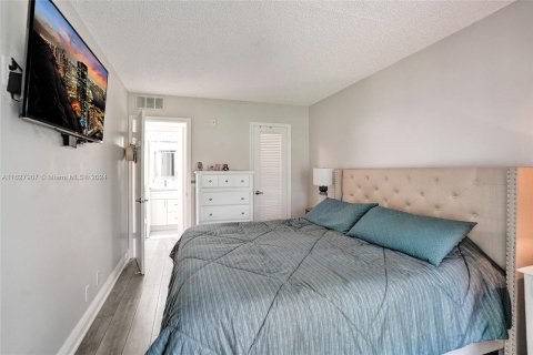 Copropriété à vendre à Deerfield Beach, Floride: 2 chambres, 76.18 m2 № 1289005 - photo 27