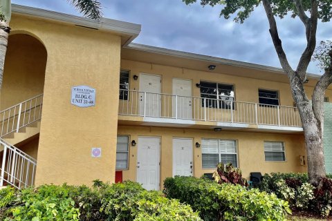 Condo in Wilton Manors, Florida, 2 bedrooms  № 810569 - photo 2