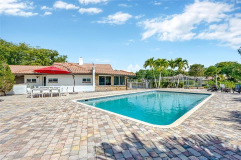 Villa ou maison à vendre à Coral Springs, Floride: 6 chambres, 577.48 m2 № 1103605 - photo 30