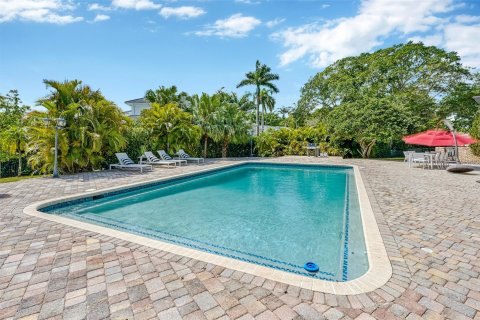 Villa ou maison à vendre à Coral Springs, Floride: 6 chambres, 577.48 m2 № 1103605 - photo 28