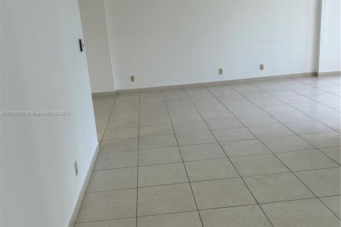 Copropriété à louer à Sunny Isles Beach, Floride: 1 chambre, 71.26 m2 № 1229998 - photo 26