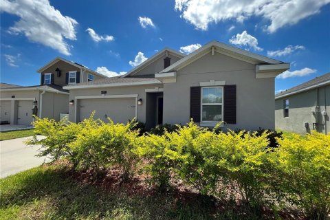 Villa ou maison à vendre à Kissimmee, Floride: 4 chambres, 192.96 m2 № 1254501 - photo 1