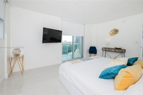 Copropriété à louer à Hollywood, Floride: 2 chambres, 108.97 m2 № 754330 - photo 24