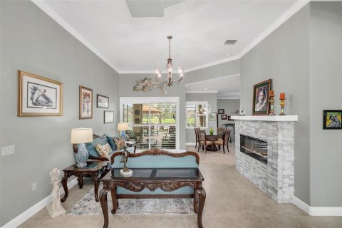 Villa ou maison à vendre à Kissimmee, Floride: 5 chambres, 248.23 m2 № 1344003 - photo 8