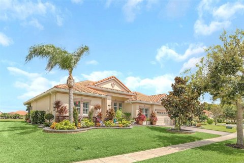 Villa ou maison à vendre à Kissimmee, Floride: 5 chambres, 248.23 m2 № 1344003 - photo 3